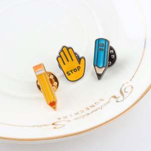 พวงกุญแจโลหะเคลือบเงา ของที่ระลึกการเดินทางส่วนตัว รุ่นโปรโมชั่นโรงงานปี 2026 - Product Image 1