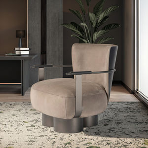 Sillón Individual de Acento Estilo Nórdico con Estructura de Metal y Tapizado en Cuero para Sala de Estar, Lounge o Joyería - Product Image 4
