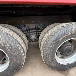 Camión Volquete Diésel Hidráulico Shacman F2000 8x4 Euro 2 de 12 Ruedas con Volante a la Izquierda, Usado, de Gran Resistencia, Precio Económico, para África - Product Image 6