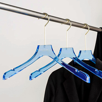 Cintres de présentation en acrylique transparent avec logo personnalisé pour vêtements, manteau, robe et t-shirt, cintres en acrylique de couleur transparente et durable