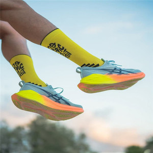 Haute Qualité Élastique Conception Personnalisée Logo <span class=keywords><strong>Compression</strong></span> <span class=keywords><strong>Trail</strong></span> Running Chaussettes Aero Cyclisme Chaussettes Professionnel Sports Player Chaussettes Hommes - Product Image 3