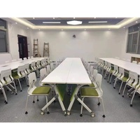 Table de réunion pliable rectangulaire en métal moderne, modulaire et empilable, avec roulettes, pour les salles de réunion, les formations, les écoles et les hôtels