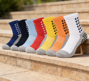 Футбольные носки 2026ZP с системной противоскользящей подошвой, методичные футбольные носки, нескользящие спортивные носки - Product Image 1