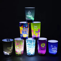 Articles de fête : Gobelets lumineux à LED, Gobelets en verre à LED activés par le liquide