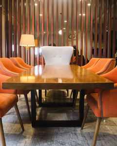 Sillón Tapizado Jecelyn, Silla de Comedor Moderna de Tela con Patas de Madera Maciza para Restaurante, Cafetería, Hotel - Product Image 6