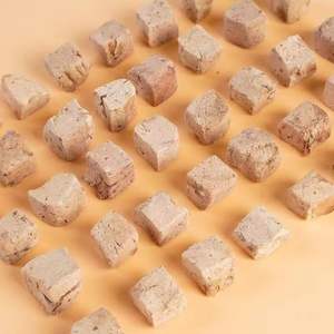 OEM/ODM อาหารสัตว์เลี้ยงแบบเม็ดจากตับวัวอบแห้ง โปรตีนสูง สำหรับแมวและสุนัข ขายส่ง - Product Image 4