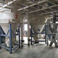 Ligne de production complète d'aliments en granulés 10 tonnes, usine de fabrication d'aliments pour volailles automatique avec silos de 500 tonnes
