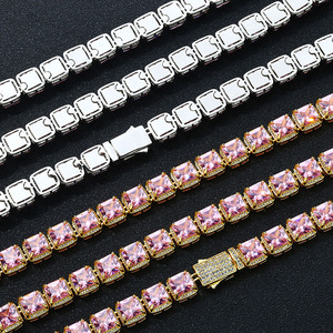 Bracelets carrés en moissanite rose VVS1 de qualité supérieure pour la vente en gros B2B, en argent S925, sertis de pierres, coupe « Crushed Ice », bijoux hip-hop pour femmes - Product Image 6