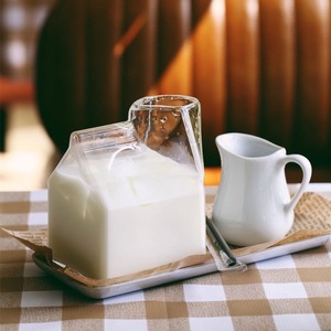 380ml Yüksek Borosilikat Camdan Süt Kutusu Şeklinde Bardak Şeffaf Kare Süt Sürahisi Buzlu Kahve Sütlü Çay İçin Kahve Kupası - Product Image 5