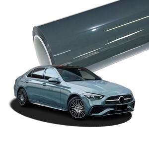 Enveloppe de vinyle <span class=keywords><strong>auto</strong></span> gris brillant PET PVC enveloppe de carrosserie avec fonction sans bulles d'air autocollants brillants pour voiture - Product Image 6