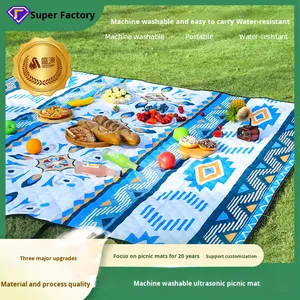 Tapis de pique-nique à ultrasons en film d'aluminium épais extra large, étanche à l'humidité, pour le camping et la randonnée en plein air. - Product Image 3