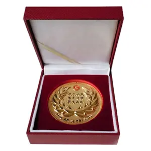 Estampagem De Logotipo De Prata De Ouro Presente De Medalha De Papel Vermelho Abotoaduras Caixa De Embalagem De Papel De Veludo