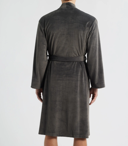 Vente en gros de peignoirs thermiques d'automne et d'hiver Chemises de nuit pour hommes Amoureux <span class=keywords><strong>Grande</strong></span> robe de bain longue en flanelle épaissie Vêtements de nuit pour hommes - Product Image 3