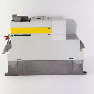 โมดูลไดรเวอร์มอเตอร์ Lenze PLC ของแท้ใหม่ รุ่น 8400 5.5KW E84AVHCE5524SB0 E84ACBMN5524S0P - Product Image 2