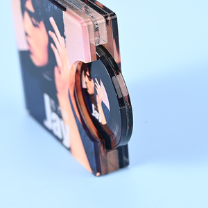 Llavero acrílico Generals personalizable con NFC, colgante extraíble para álbum, ideal para mercancía de conciertos y festivales de música. - Product Image 2