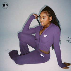 <span class=keywords><strong>Ensemble</strong></span> 2 pièces Y2K pour <span class=keywords><strong>femme</strong></span> 2026 : Veste brodée avec logo et <span class=keywords><strong>pantalon</strong></span> <span class=keywords><strong>évasé</strong></span> à taille pliable, idéal pour les grandes tailles – Survêtement - Product Image 2