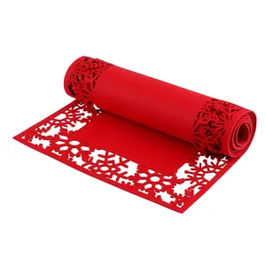 圣诞毛毡桌游红雪花镂空设计桌布圣诞派对桌游冬季桌游装饰
