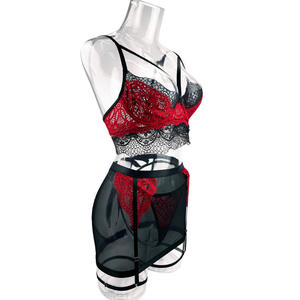 Sous-vêtements pour femmes, soutien-gorge et culotte transparents <span class=keywords><strong>rouge</strong></span> et <span class=keywords><strong>noir</strong></span>, nouvelle conception, lingerie sexy avec jarretière et <span class=keywords><strong>bas</strong></span> - Product Image 6