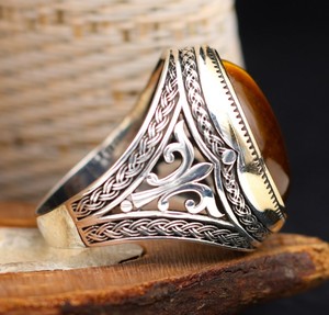 <span class=keywords><strong>Bague</strong></span> en pierres précieuses <span class=keywords><strong>oeil</strong></span> <span class=keywords><strong>de</strong></span> <span class=keywords><strong>tigre</strong></span> <span class=keywords><strong>de</strong></span> haute qualité avec gravures à la main plaqué acier inoxydable hommes anneaux 18k or argent gros bijoux - Product Image 3