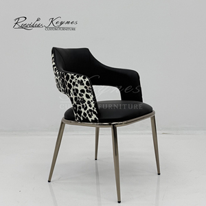 Fauteuil de salle à manger personnalisable en cuir PU Keynes, imprimé léopard, pieds en métal, vente en gros pour la maison et le commerce - Product Image 2