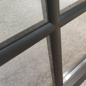 Fenêtres croisées en aluminium de couleur, classique, à la mode, avec aima - Product Image 4