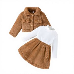 Ensemble de vêtements décontractés pour filles en taille plus pour l'hiver, nouveau modèle, veste de couleur unie, robe imprimée avec des lettres, 2 pièces - Product Image 3