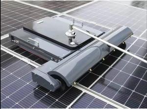Robot de nettoyage photovoltaïque 1100 mm/1300 mm, modèle PC1, brosse haute efficacité pour le nettoyage des panneaux solaires - Product Image 3