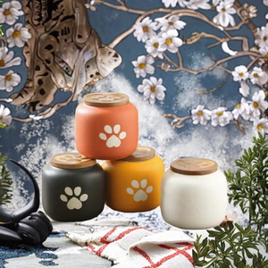 Urna Memorial Elegante de Cerâmica com Estampa de Pata para Cinzas de Gatos e Cães - Urna de Recordação para Animais de Estimação Queridos - Product Image 3