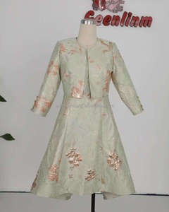 Robe élégante pour femmes grandes tailles, deux pièces, de haute qualité, idéale pour l'église - Product Image 4
