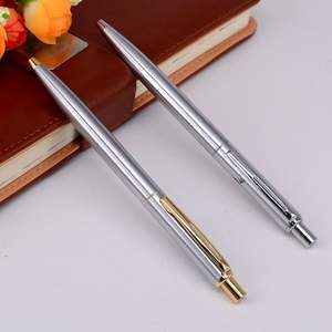 ปากกาลูกลื่นโลหะแบบกดคุณภาพสูง หัวบอลแบบยืดหดได้ ปรับแต่งโลโก้ได้ ใช้ไส้ปากกา Parker หมึกสีน้ำเงิน/ดำ เหมาะสำหรับใช้ในสำนักงานและโรงเรียน - Product Image 2