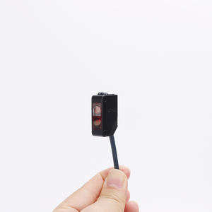 مفتاح كهروضوئي أصلي جديد E3Z-D61 D82-K R86 LS67 مستشعر بالأشعة تحت الحمراء نوع انعكاس منتشر وانعكاس مرآة - Product Image 3