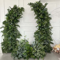 Arche de fleurs en corne de taureau rose moderne, décoration de scène de mariage avec des ornements de fleurs artificielles
