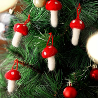Ornements en feutre Champignon en laine Décoration d'arbre de Noël Noël pour l'automne Décoration de cheminée d'arbre de Noël