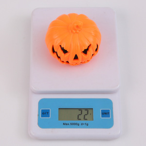 Linterna LED de Calabaza para Fiesta de Halloween, Luz Decorativa con Cara Sonriente para Calle y Patio, Ambiente Festivo de Calabaza Portátil - Product Image 6