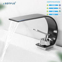 Ensemble de robinet de douche moderne personnalisable filtre à eau cascade évier robinet d'eau chaude robinets chauffants robinets en laiton noir