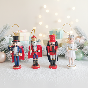 Nouvel ensemble de 4 décorations de Noël en bois sur le thème des contes de fées, 13 cm, comprenant Souris, Princesse, Gardes et <span class=keywords><strong>Casse</strong></span>-Noisettes, idéal pour les fêtes et comme cadeaux - Product Image 1