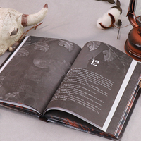 Impression de romans de fantasy sombre à couverture rigide personnalisée, bords pulvérisés, couverture estampée à chaud, livre relié, service d'édition OEM