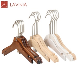 <span class=keywords><strong>Lavinia</strong></span> Fornitore Verificato di Appendiabiti in Legno per Bambini in Vari Colori, Produzione all'Ingrosso di Abbigliamento per Bambini - Product Image 6