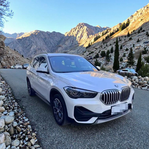 Nouvelle <span class=keywords><strong>BMW</strong></span> <span class=keywords><strong>X1</strong></span> SUV M35Li 2024, automatique, intérieur cuir foncé, toit ouvrant gauche, écran tactile, caméra de recul, Euro VI, essence, 4 airbags - Product Image 2