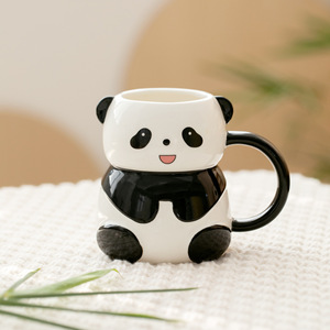 Taza de Panda 3D Pintada a Mano, Linda Taza de Café de Cerámica con Diseño de Dibujos Animados - Product Image 3