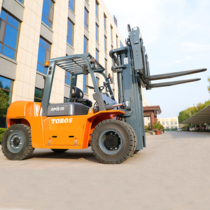 Venta oficial Carretilla elevadora diésel Multifuncional 2 <span class=keywords><strong>Ton</strong></span> 3 <span class=keywords><strong>Ton</strong></span> 5 <span class=keywords><strong>Ton</strong></span> 4x4 Carretilla elevadora Uso agrícola Almacén Nuevo Precio de carretilla elevadora - Product Image 4