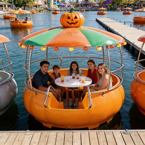 Bateau de loisirs <span class=keywords><strong>BBQ</strong></span>, restaurant flottant sur l'eau, utilisation dans les parcs sportifs, construction en acier LLDPE, capacité de 5 <span class=keywords><strong>à</strong></span> 10 personnes, charge de 500 kg, 1 pièce - Product Image 3