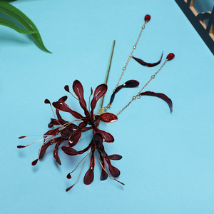 Nouvelle Épingle à Cheveux Fleur de Lys Araignée Faite à la Main, Style Antique Haut de Gamme, Design Original 2024, avec Liquide de Fabrication de Fleurs, Cheveux - Product Image 1