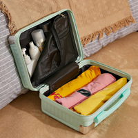 Trousse de Maquillage Mini PC 14 Pouces Durable à Motif Géométrique Tendance avec Poignée Souple, Suspendable, Écologique, Portable et Résistante à l'Eau – Idéale comme Cadeau