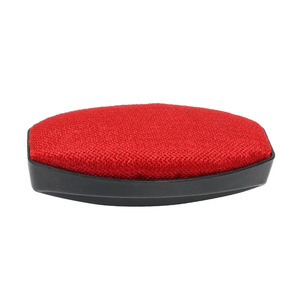 Removedor de pelusas portátil de plástico para ropa, uso en el hogar y dormitorios - Product Image 3