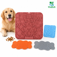 Tapis de léchage pour chien en silicone à ventouse, à alimentation lente et enrichissant, motifs Os, Papillon, Lapin, Arbre de Noël