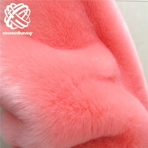 Çin üretici toptan yüksek kalite özelleştirilmiş renk lüks uzun kazık yumuşak tüylü Polyester Faux kürk kumaşlar - Product Image 2