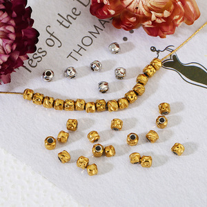 Perles martelées en acier inoxydable 4 mm plaquées or, forme géométrique, accessoires de bijoux pour la fabrication de colliers DIY - Product Image 1