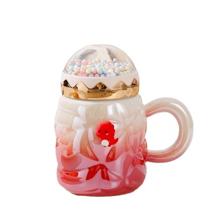 Offre Spéciale – Tasse en Céramique Grande Capacité avec Couvercle, Design Élégant, Dégradé Nacré, Style Luxe Léger, avec Poignée Intégrée - Product Image 1