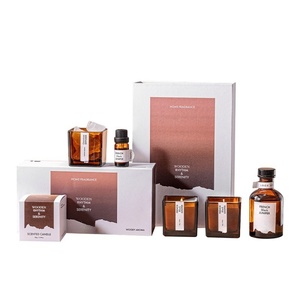 Bán Buôn Sang Trọng Sáp Đậu Nành Và Flameless Thơm Khuếch Tán Trong Nhà Nhà Thủ Công Thơm Nến Bộ Quà Tặng Cho Đám Cưới - Product Image 5